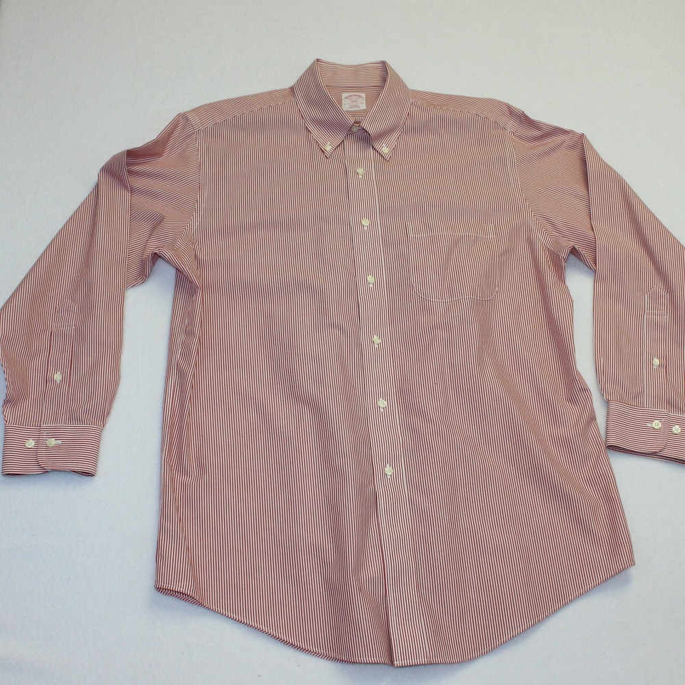Brooks Brothers 346 Mens 15.5 32/33 Regular Fit Red White Striped Non-Iron Shirt